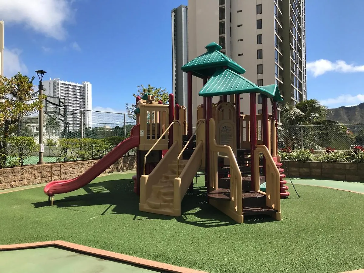 Waikiki Upscale 1 Bedroom - Ocean Views - Parking Honolulu 0*,  United States